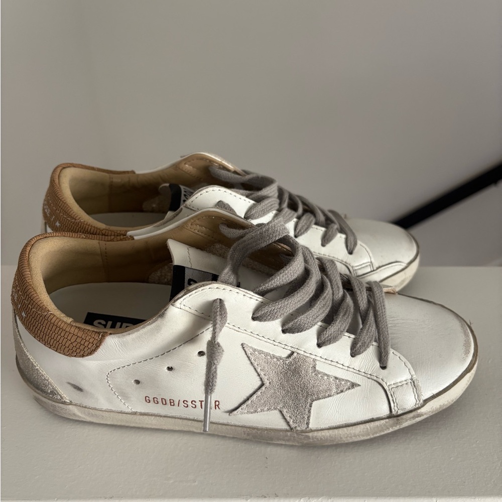 Golden Goose Super-Star Size 36